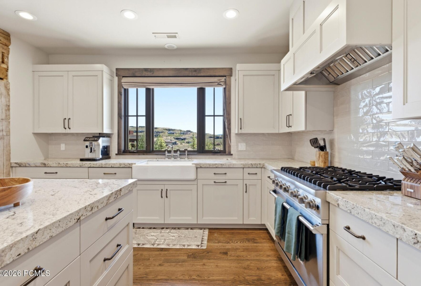 9468 Dye Cabins Drive, Park City, Utah 84098, 4 Bedroom Bedrooms, ,4 BathroomBathrooms,Residential,For Sale,Dye Cabins,12602757