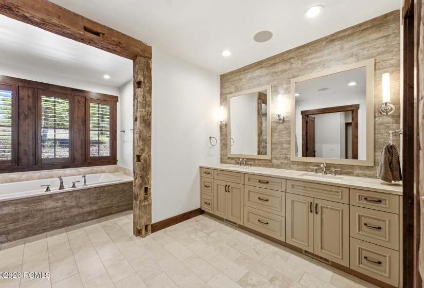 9468 Dye Cabins Drive, Park City, Utah 84098, 4 Bedroom Bedrooms, ,4 BathroomBathrooms,Residential,For Sale,Dye Cabins,12602757