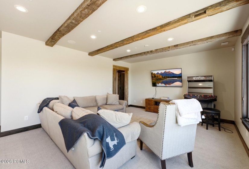 9468 Dye Cabins Drive, Park City, Utah 84098, 4 Bedroom Bedrooms, ,4 BathroomBathrooms,Residential,For Sale,Dye Cabins,12602757