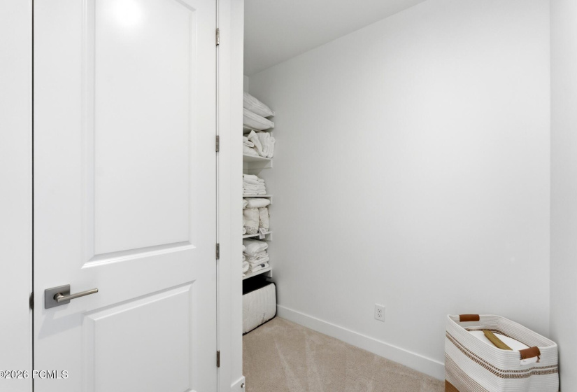 4489 Solstice Drive, Lehi, Utah 84043, 6 Bedroom Bedrooms, ,8 BathroomBathrooms,Residential,For Sale,Solstice,12602496