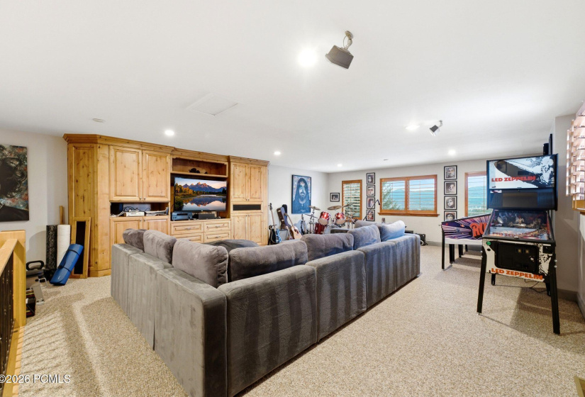 8650 Redden Road, Park City, Utah 84098, 5 Bedroom Bedrooms, ,5 BathroomBathrooms,Residential,For Sale,Redden,12604089